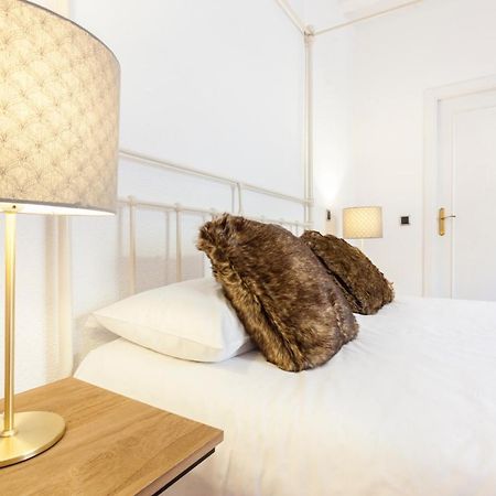 Apartamento Gran Via Terrace En Madrid Eksteriør billede